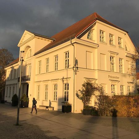 Hotel Prinzenpalais Bad Doberan Bagian luar foto