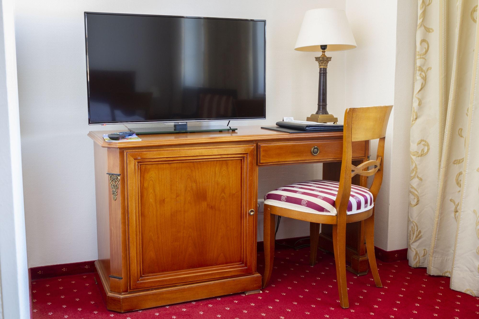 Hotel Prinzenpalais Bad Doberan Bagian luar foto