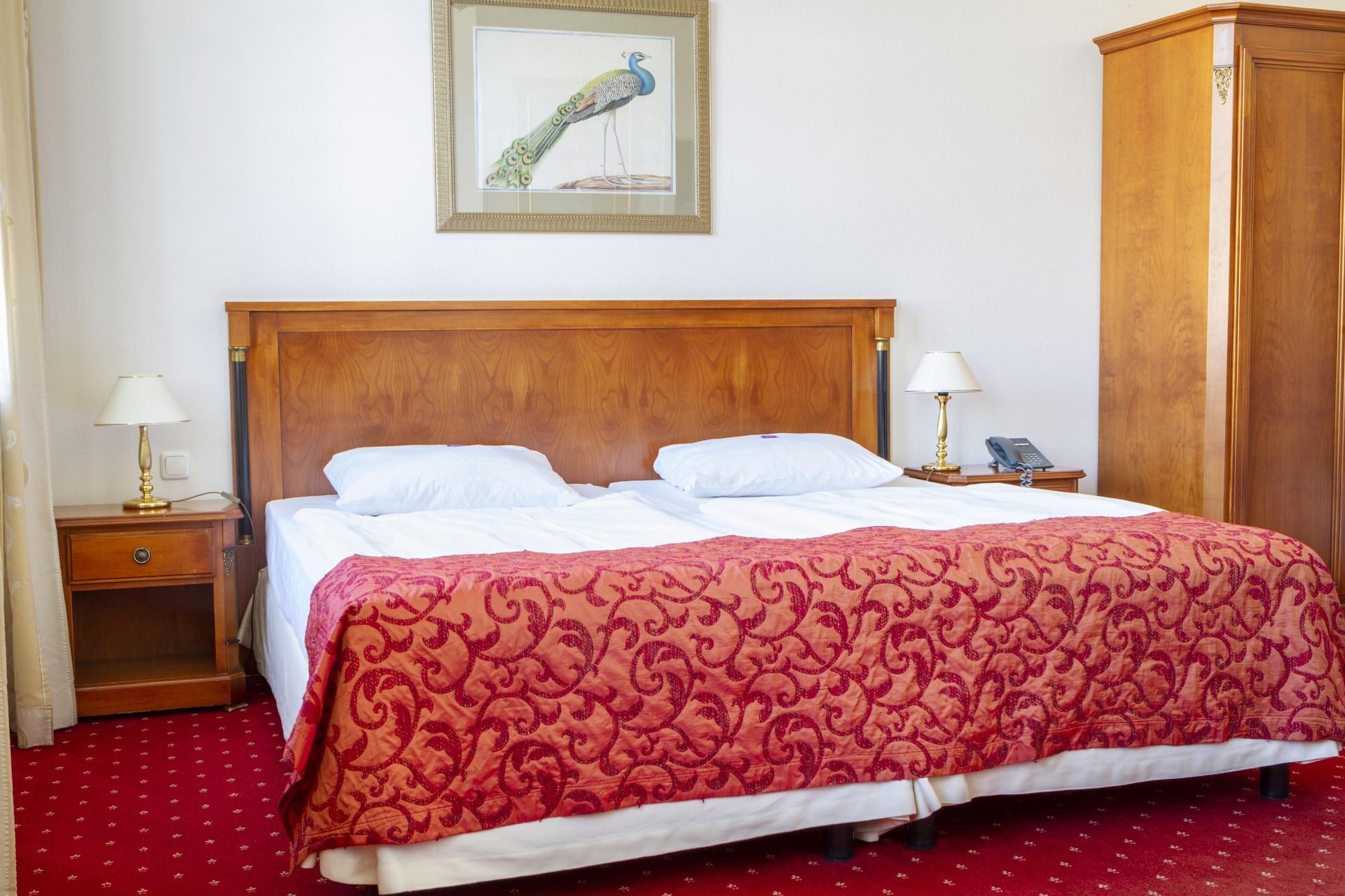 Hotel Prinzenpalais Bad Doberan Bagian luar foto
