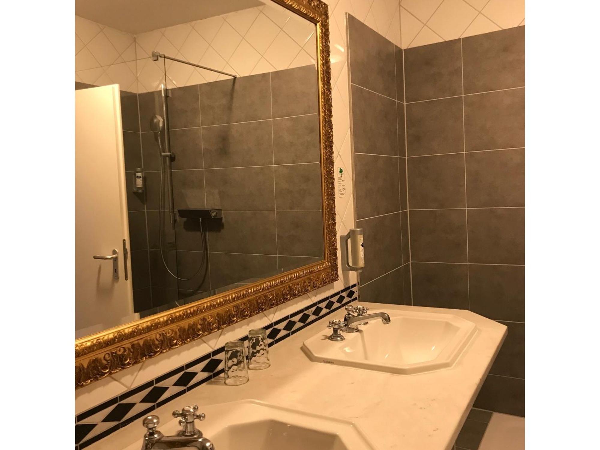 Hotel Prinzenpalais Bad Doberan Bagian luar foto
