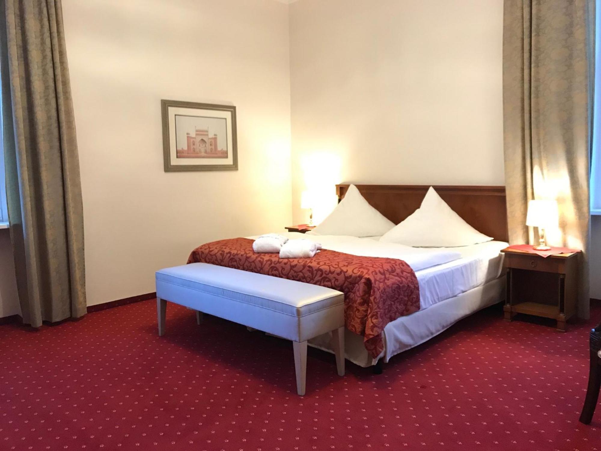Hotel Prinzenpalais Bad Doberan Bagian luar foto