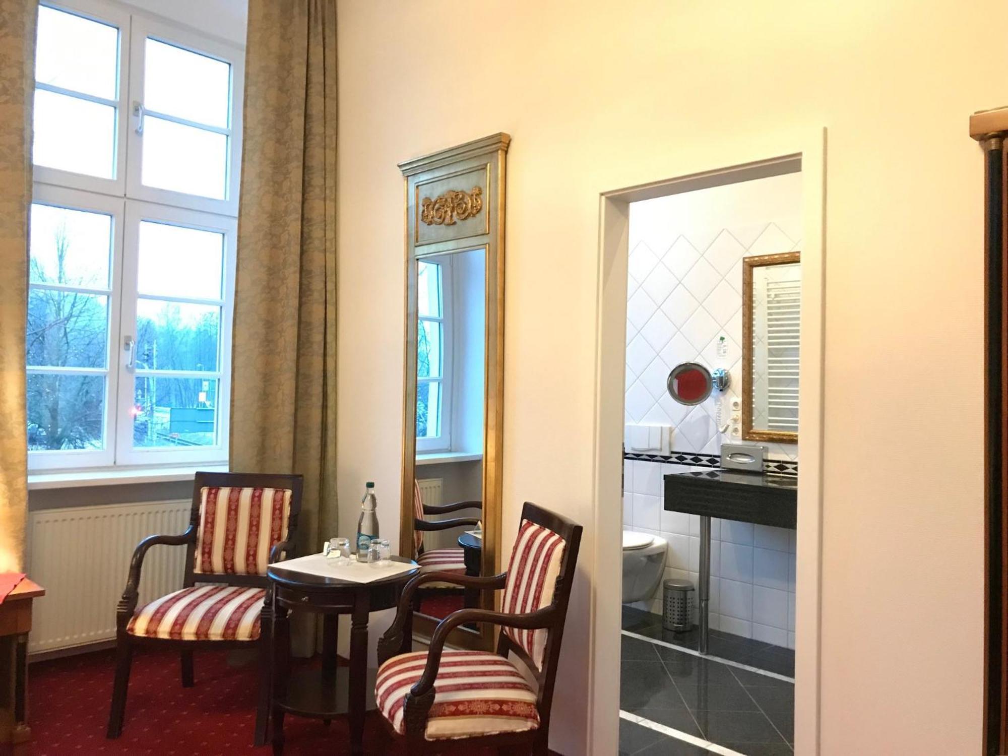 Hotel Prinzenpalais Bad Doberan Bagian luar foto