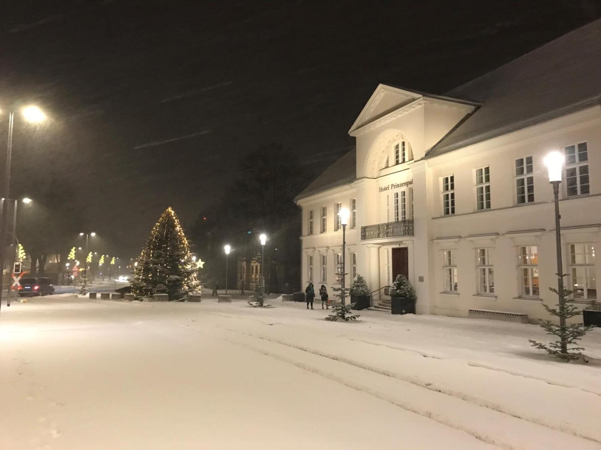 Hotel Prinzenpalais Bad Doberan Bagian luar foto