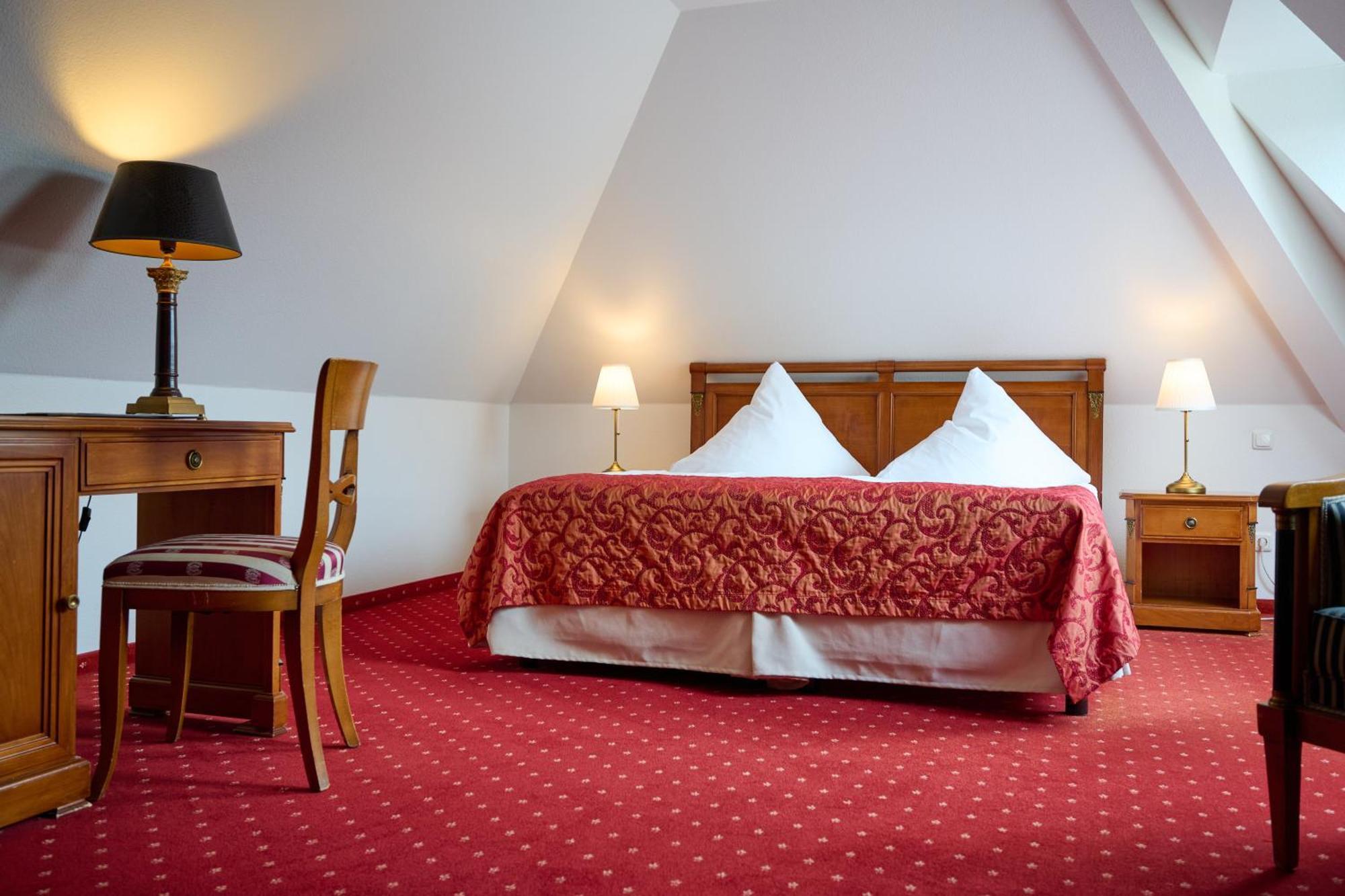 Hotel Prinzenpalais Bad Doberan Bagian luar foto