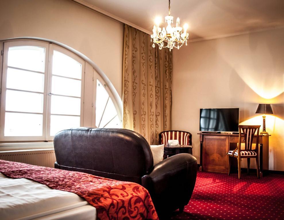 Hotel Prinzenpalais Bad Doberan Bagian luar foto