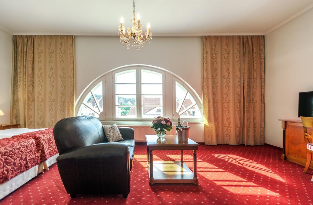 Hotel Prinzenpalais Bad Doberan Bagian luar foto