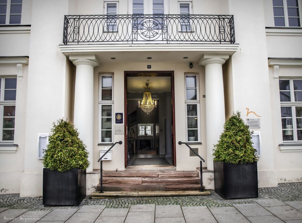 Hotel Prinzenpalais Bad Doberan Bagian luar foto